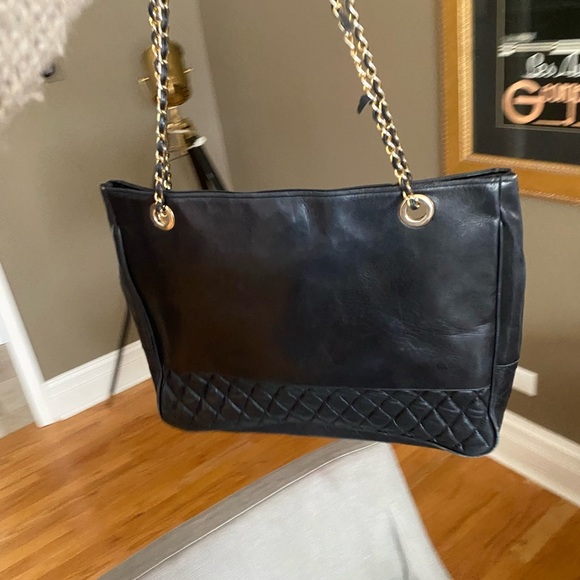 Black genuine lambskin leather medium size quilted with chain shopping tote - Picture 12 of 16